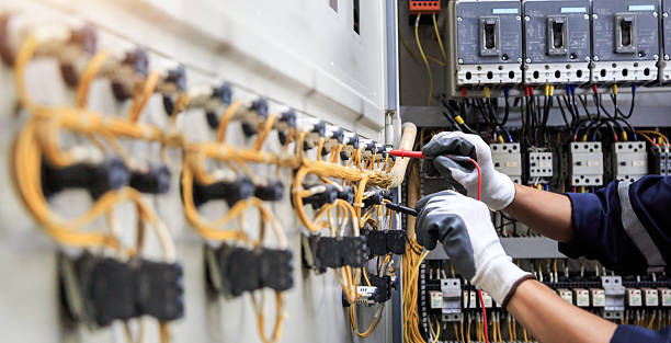 Professional Electrician technician working in Whippany, NJ